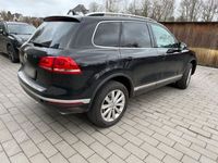 gebraucht VW Touareg 3.0 V6 TDI SCR 150kW Tiptr Exclusive...