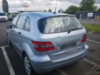 Gebraucht Mercedes B180 107 PS (78 kW) 2006 Silber Van / Kleinbus