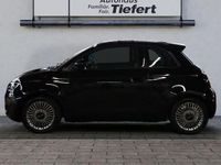 Gebraucht Fiat 500e 86 kW (118 PS) 2023 Onyx black Kleinwagen