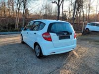 Gebraucht Honda Jazz SR 90 PS (66 kW) 2011 Weiß Kleinwagen