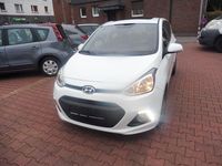 Gebraucht Hyundai i10 Style 87 PS (63 kW) 2016 Weiß Kleinwagen