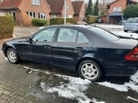 Gebraucht Mercedes E200 122 PS (89 kW) 2005 Schwarz Limousine