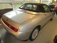 Gebraucht Alfa Romeo Spider 150 PS (110 kW) 1998 Silber Cabrio