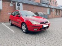 Gebraucht Ford Focus 100 PS (73 kW) 2002 Rot Kleinwagen