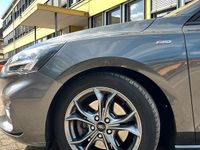 Gebraucht Ford Focus 150 PS (110 kW) 2019 Grau Kombi