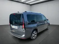 Neu Ford Tourneo 122 PS (89 kW) 2026 Grau Van / Kleinbus