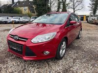 Gebraucht Ford Focus Champions Edition 125 PS (91 kW) 2012 Candyrot metallic Kleinwagen