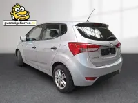 Gebraucht Hyundai ix20 Classic 90 PS (66 kW) 2011 Silber Kleinwagen