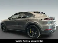 Gebraucht Porsche Cayenne Turbo E-Hybrid Coupe 740 PS (544 kW) 2024 Grau SUV