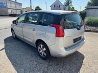 Gebraucht Peugeot TePee Family 120 PS (88 kW) 2010 Grau Kombi