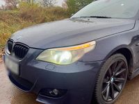 Gebraucht BMW 525 192 PS (141 kW) 2005 Blau Kombi
