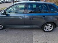 Gebraucht Skoda Rapid 105 PS (77 kW) 2014 Andere farben Kleinwagen