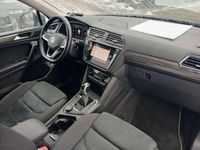 Gebraucht VW Tiguan Allspace Elegance 150 PS (110 kW) 2023 Schwarz SUV