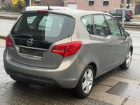 Second-hand Opel Meriva 140 CP (102 kW) 2011 Auriu Monovolum