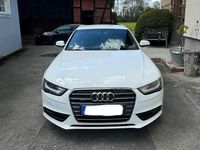 Gebraucht Audi A4 Sport 177 PS (130 kW) 2013 Weiß Limousine