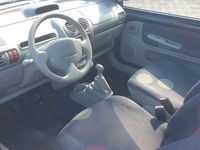 Second-hand Renault Twingo 58 CP (42 kW) 2001 Negru Hatchback