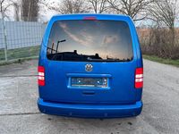 Second-hand VW Caddy Maxi 102 CP (75 kW) 2011 Albastru Monovolum