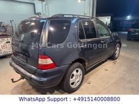 Gebraucht Mercedes ML270 163 PS (119 kW) 2003 Blau SUV