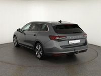 Gebraucht Skoda Superb 193 PS (141 kW) 2024 Grau Kombi