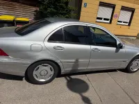 Gebraucht Mercedes C200 Avantgarde 163 PS (119 kW) 2000 Silber Limousine