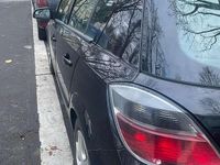 Gebraucht Opel Astra Selection 90 PS (66 kW) 2009 Schwarz Limousine