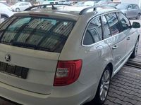 Gebraucht Skoda Superb Best of 160 PS (117 kW) 2015 Weiã?å¸ Kombi