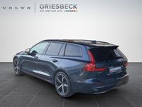 Gebraucht Volvo V60 Plus 455 PS (334 kW) 2022 Blau Kombi