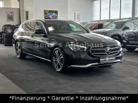 Gebraucht Mercedes 220 Avantgarde 200 PS (147 kW) 2022 Schwarz Limousine
