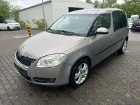 Gebraucht Skoda Roomster Comfort 86 PS (63 kW) 2007 Bezova capuccino/capuccino bei Van / Kleinbus