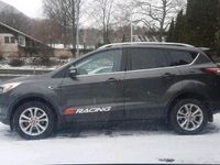 Gebraucht Ford Kuga 150 PS (110 kW) 2017 Grau SUV