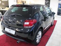 Gebraucht Citroën DS3 So Chic 120 PS (88 kW) 2013 Lackierung schwarz perla nera/lackierung mit schutzlack Kombi