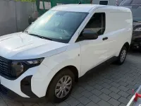 Gebraucht Ford Transit 99 PS (72 kW) 2025 Weiß Van / Kleinbus