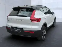 Gebraucht Volvo XC40 Core 169 kW (231 PS) 2022 Crystal white (metallic) SUV