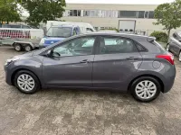 Gebraucht Hyundai i30 110 PS (80 kW) 2016 Thunder grey / met Kleinwagen