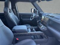 Gebraucht Land Rover Defender 643 PS (472 kW) 2025 Narvik black SUV