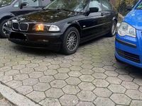 Gebraucht BMW 318 118 PS (86 kW) 2001 Schwarz Limousine