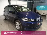 Gebraucht VW Touran Comfortline 150 PS (110 kW) 2023 Blau Van / Kleinbus