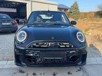 Neu Mini John Cooper Works Cabriolet 204 PS (150 kW) 2026 C4r midnight black metallic Cabrio