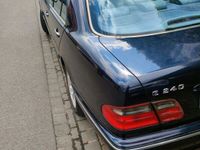 gebraucht Mercedes E240 