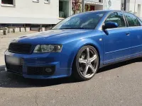 Gebraucht Audi A4 S-Line 170 PS (125 kW) 2002 Blau Limousine