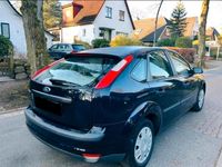 Gebraucht Ford Focus 101 PS (74 kW) 2005 Blau Limousine