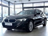 Gebraucht BMW 320e Shadowline 204 PS (150 kW) 2022 Schwarz Kombi