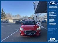 Gebraucht Ford Focus Titanium 125 PS (91 kW) 2022 Rot Limousine