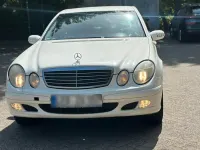 Gebraucht Mercedes E240 177 PS (130 kW) 2004 Weiß Limousine