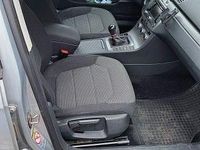 Gebraucht VW Passat Highline 140 PS (102 kW) 2013 Silber Kombi