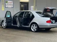 Gebraucht Mercedes E280 204 PS (150 kW) 2000 Silber Limousine