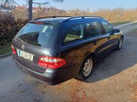 Gebraucht Mercedes E220 Classic 150 PS (110 kW) 2004 Blau Limousine