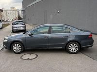 Gebraucht VW Passat Highline 160 PS (117 kW) 2011 Grau Limousine