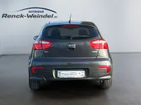 Gebraucht Kia Rio DREAM-TEAM Edition 86 PS (63 kW) 2017 Grau Limousine