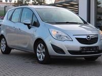Gebraucht Opel Meriva Active 120 PS (88 kW) 2013 Silber Van / Kleinbus